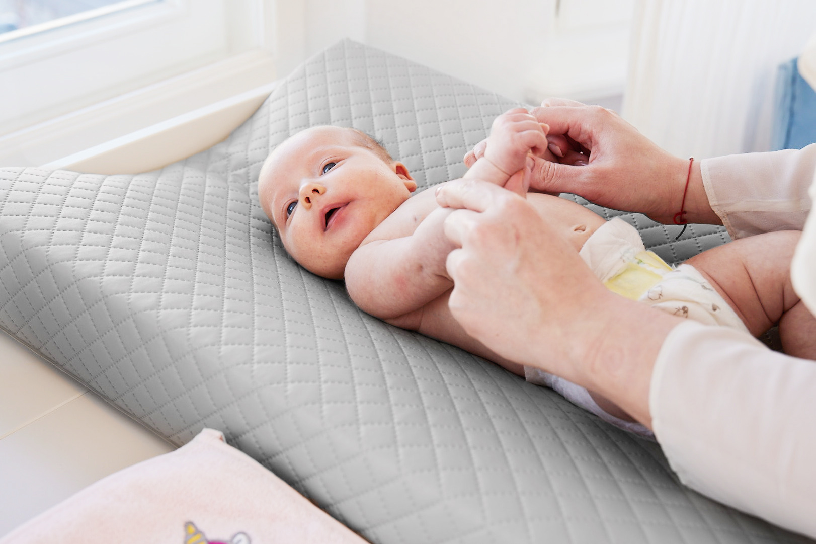 COSY CARO Anti Roll Deluxe Unisex Baby Waterproof Changing Mat - Quilted Grey - Image 2